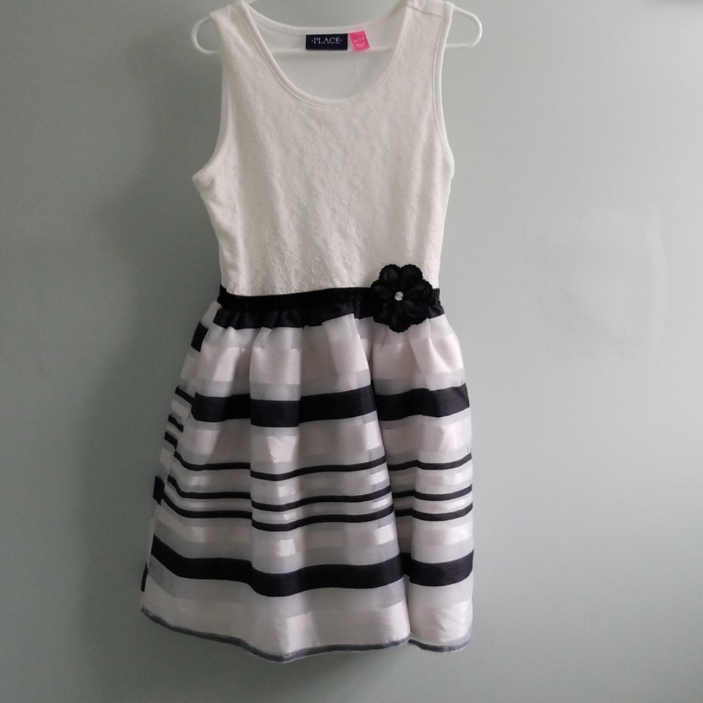 Girls dress